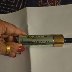 Mermaid's Scales Liquid Highlighter